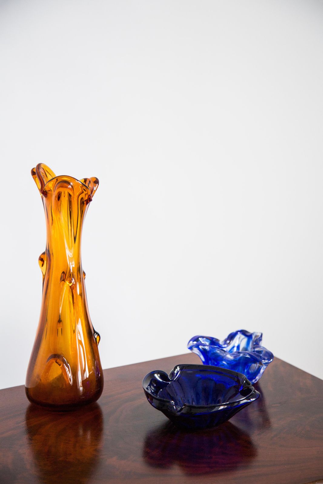 Mid Century Artistic Glass Yellow Vase, Tarnowiec, Sulczan, Europe, 1970s photo furniture
