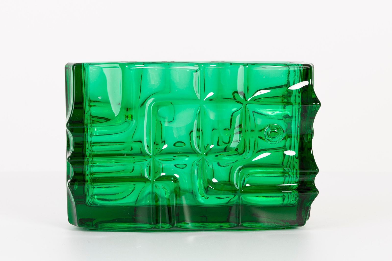 Emerald Green Vase By Vladislav Urban For Sklo Union, 20th Century, Europe 1960s photo furniture