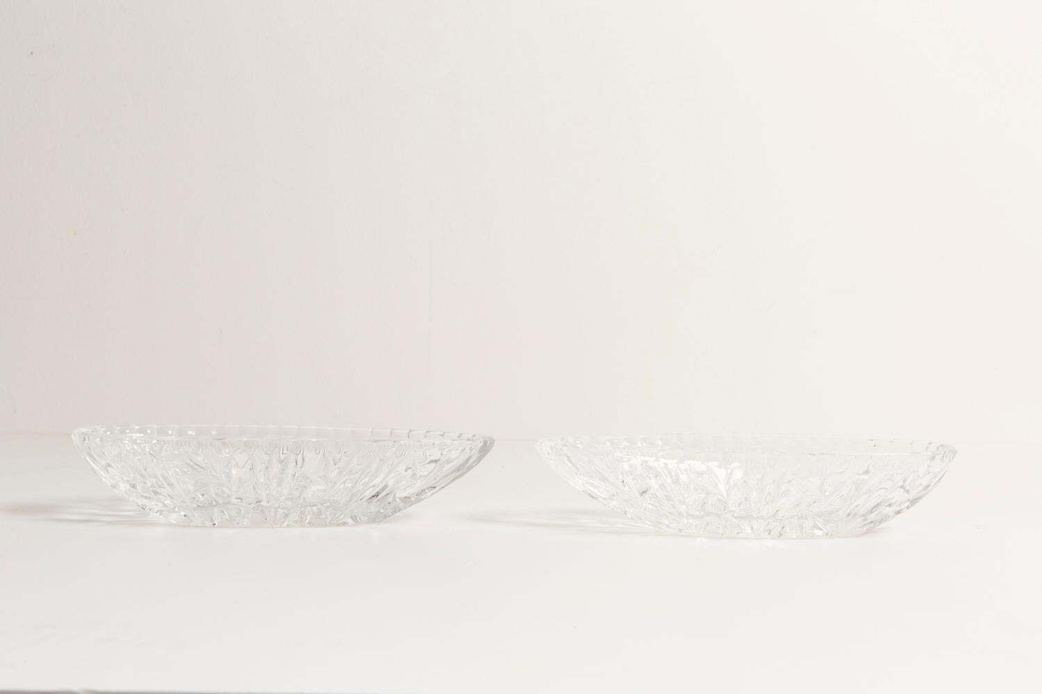 Set Of Two Midcentury Transparent Crystal Glass Bowls, France, 1970s photo vintage