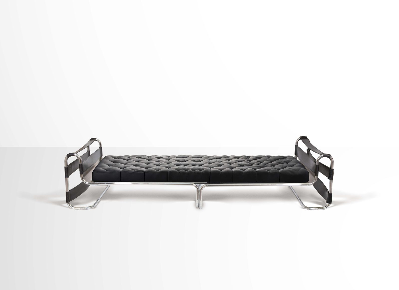 Vintage Daybed "Wassily" By Marcel Breuer   1970s photo vintage