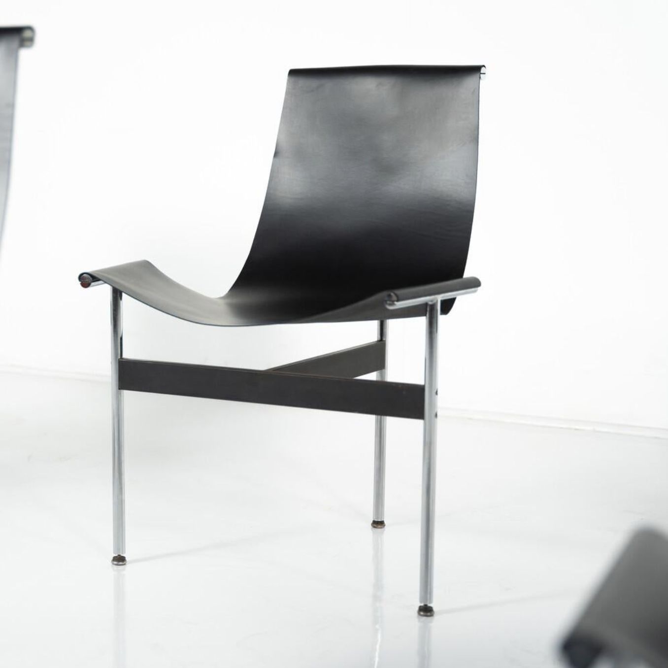 Set Of 6 “T” Chairs By Douglas Kelly, Ross Littell And William Katavolos, 1950s photo Furniture