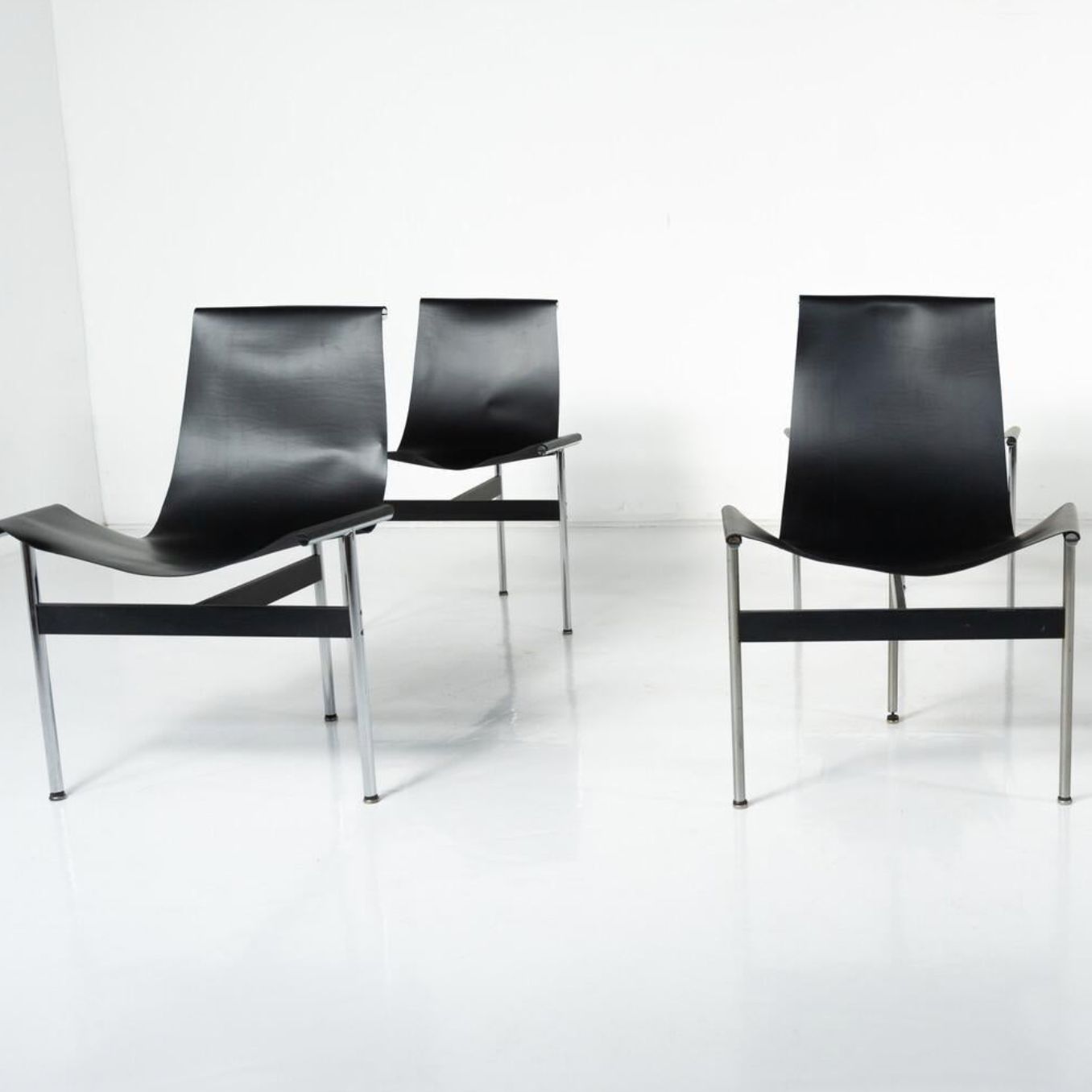 Set Of 6 “T” Chairs By Douglas Kelly, Ross Littell And William Katavolos, 1950s photo vinterior