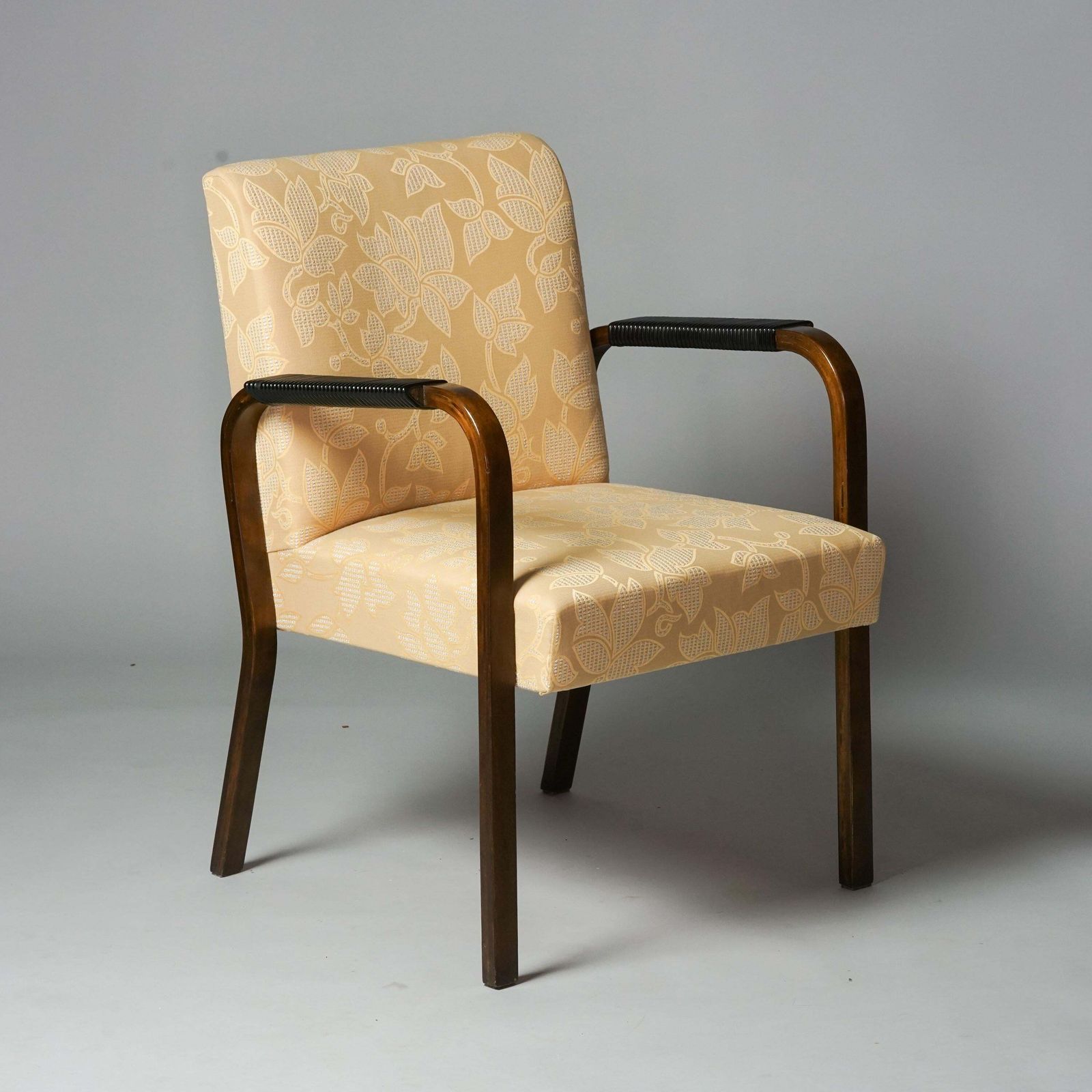 Model 46 Armchair With Floral Fabric, Alvar Aalto, 1930/1940s photo for sale