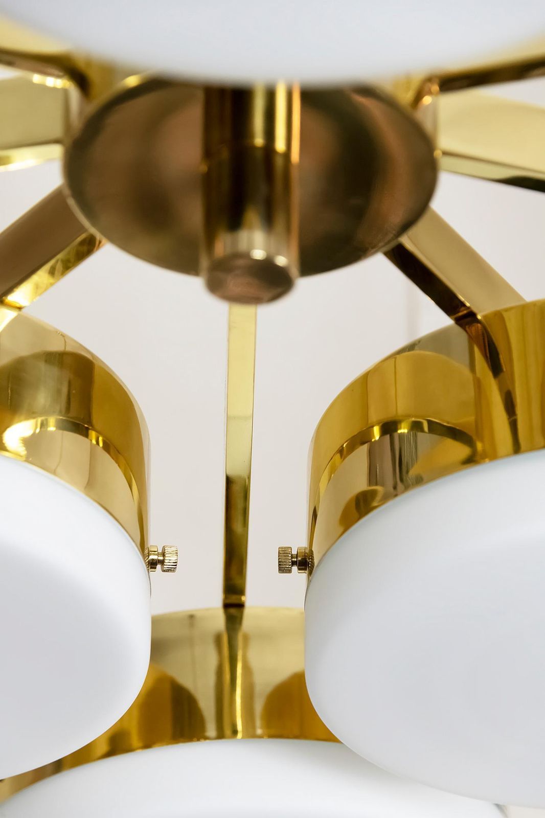 photo furniture Italian Brass And Frosted Glass Chandelier