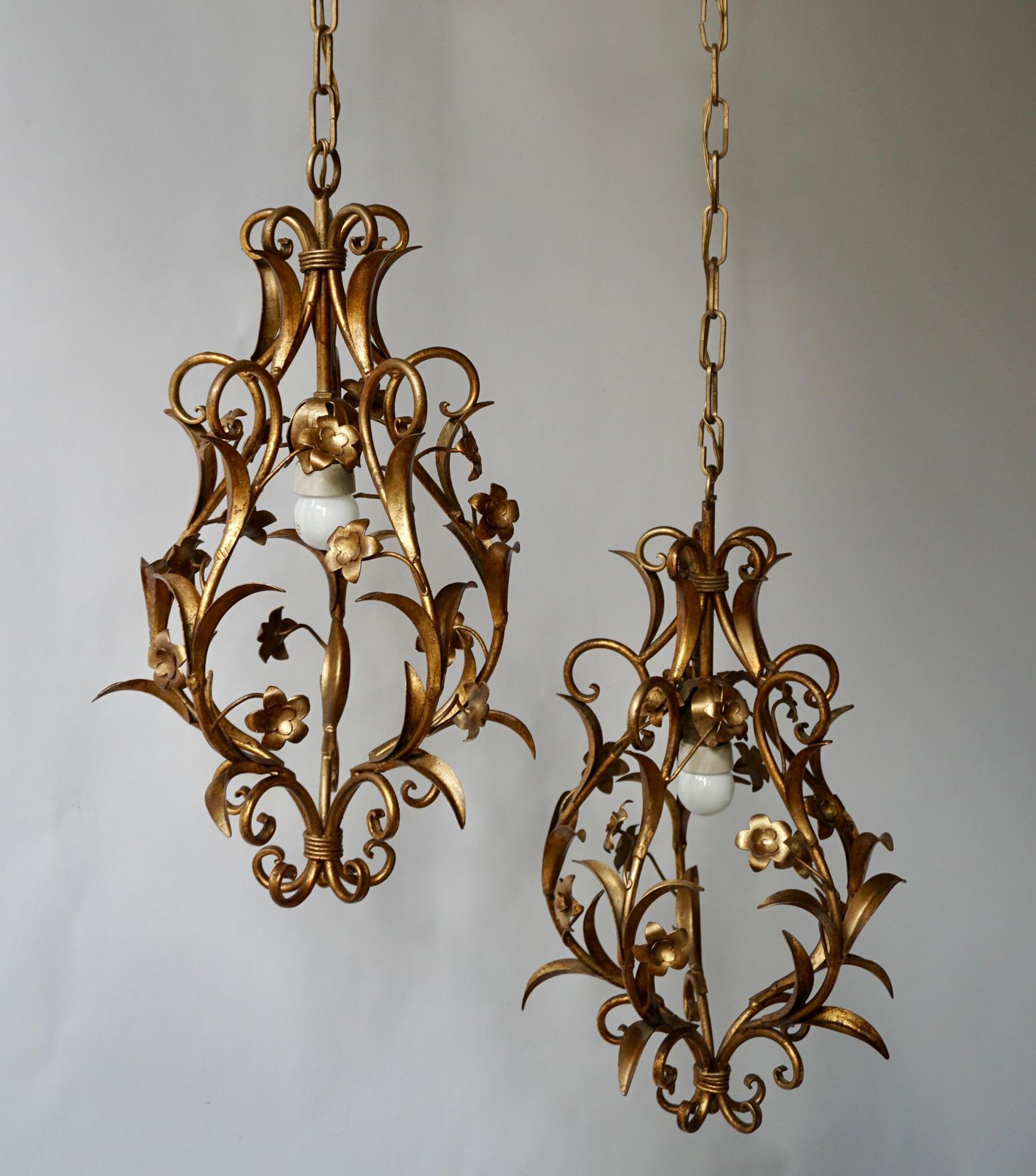 Set Of Two Italian, 1950s Gilt Tole Foliate Chandeliers photo vinterior