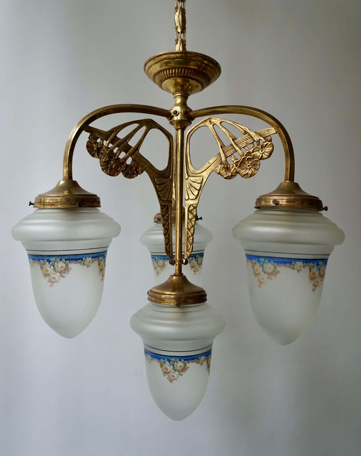 Art Nouveau Chandelier In Painted Glass And Brass photo 2337.0