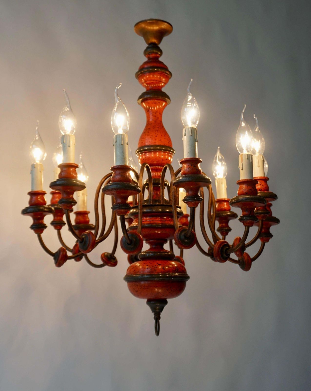 Mid Century Red Lacquered Wood 12 Lights Chandelier photo for sale