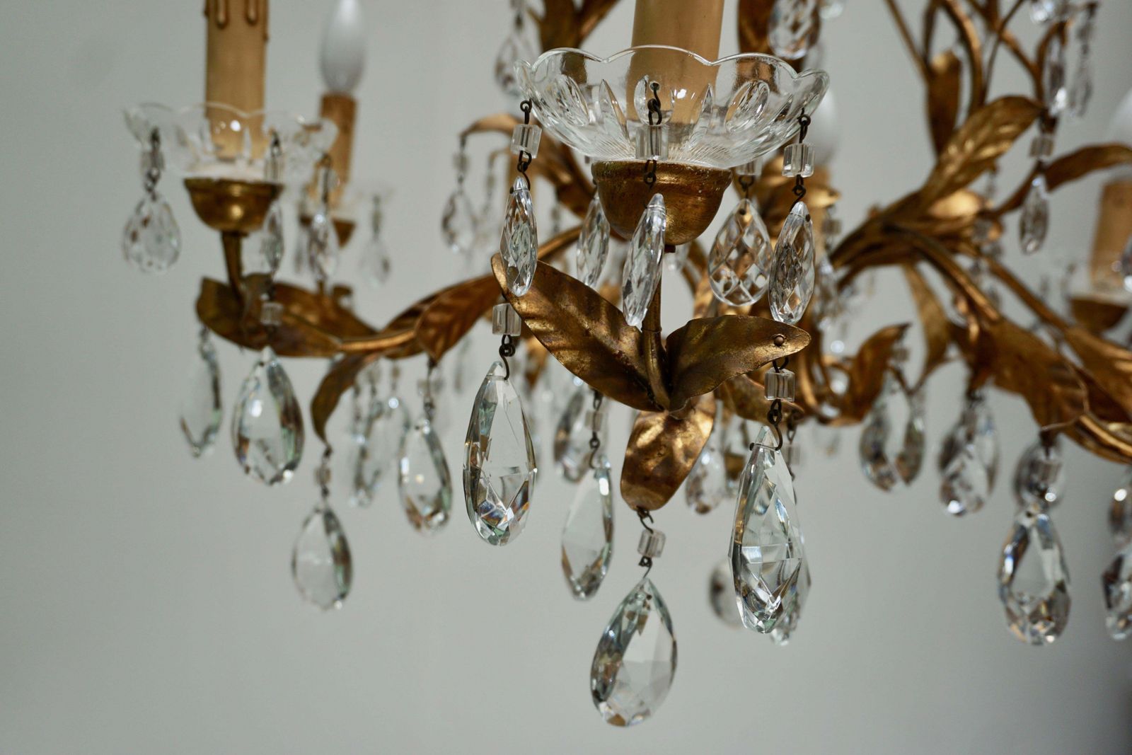 Lighting Gilded Brass Eight Light Chandelier With Leaves And Crystal photo