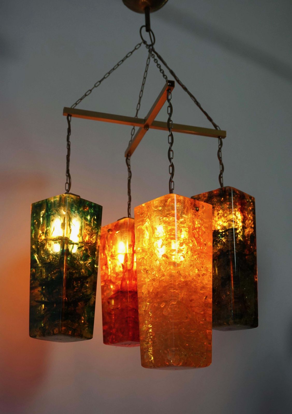 Pierre Giraudon Fractal Resin Shatterline Chandelier photo vinterior
