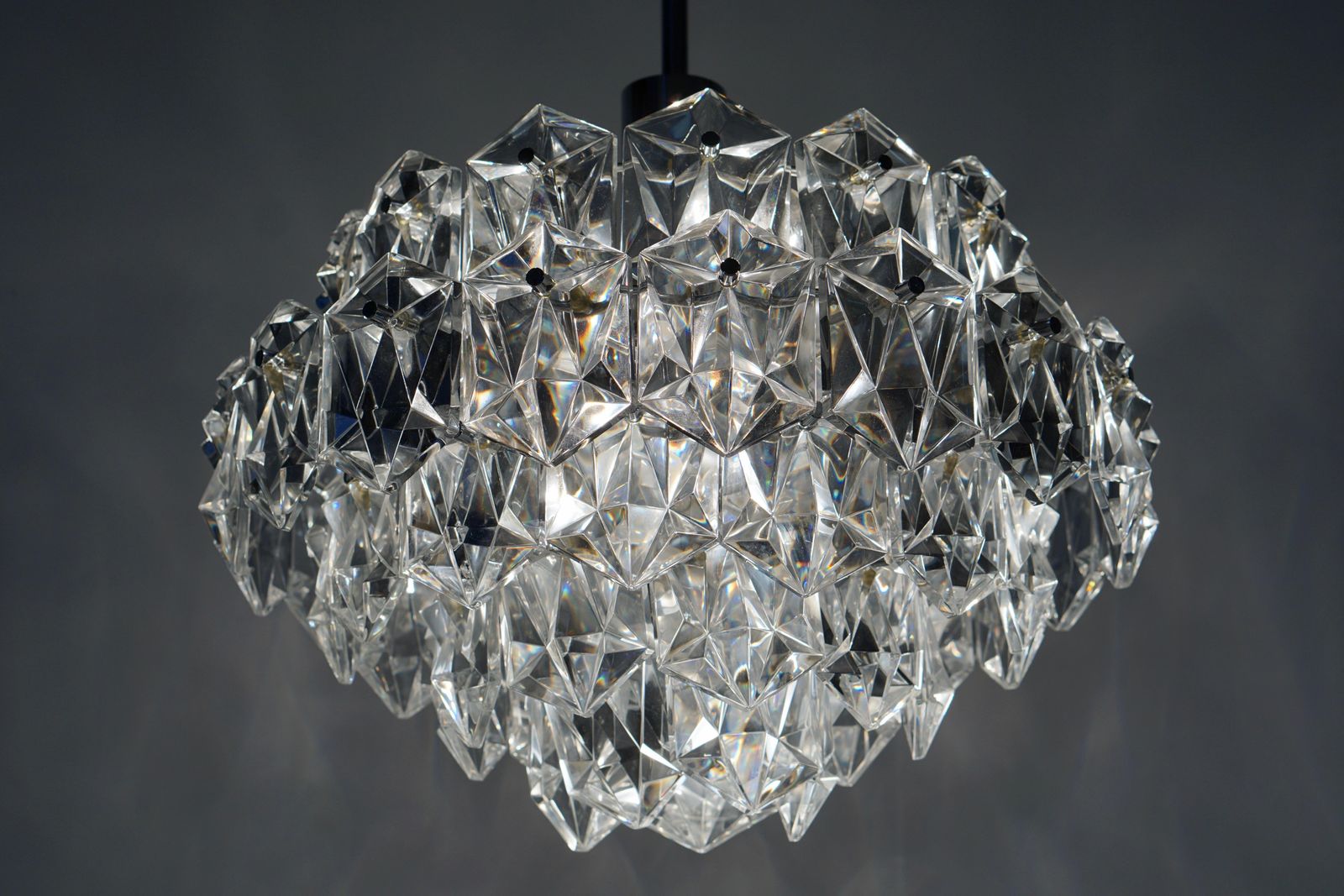 Chandelier Made Out Of Cut Crystal Glasses photo 1997.0