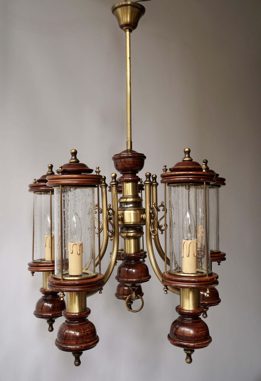 photo vintage Chandelier Is Glass, Brass And Wood
