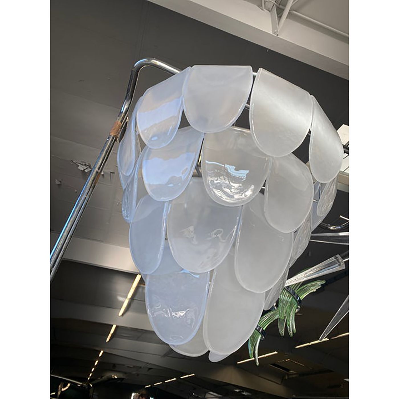 Murano Style Glass Kromo With Frosted Leaves Chandelier photo 12500.0