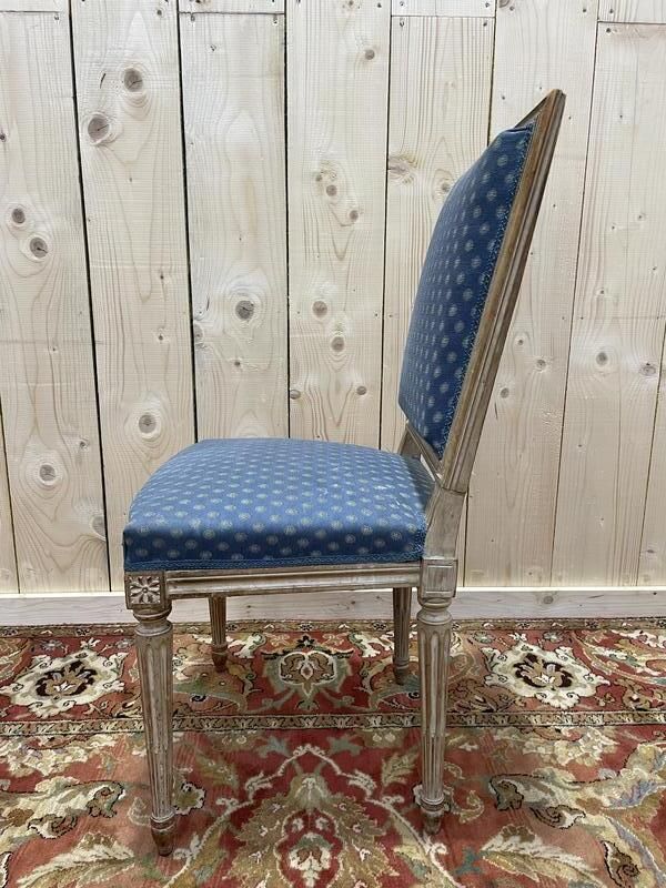 Suite De 8 Chaises De Style Louis XVI Patinées photo for sale
