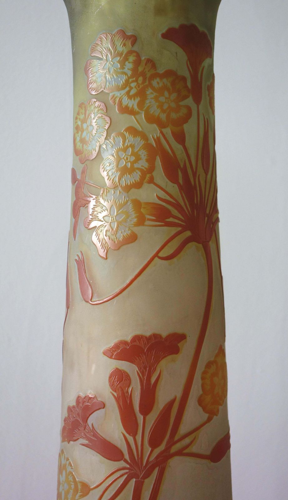 émile Galléart Nouveau French Cameo Glass 'Umbels Vase' By Emile Gallé, Nancy   63cm High photo vintage