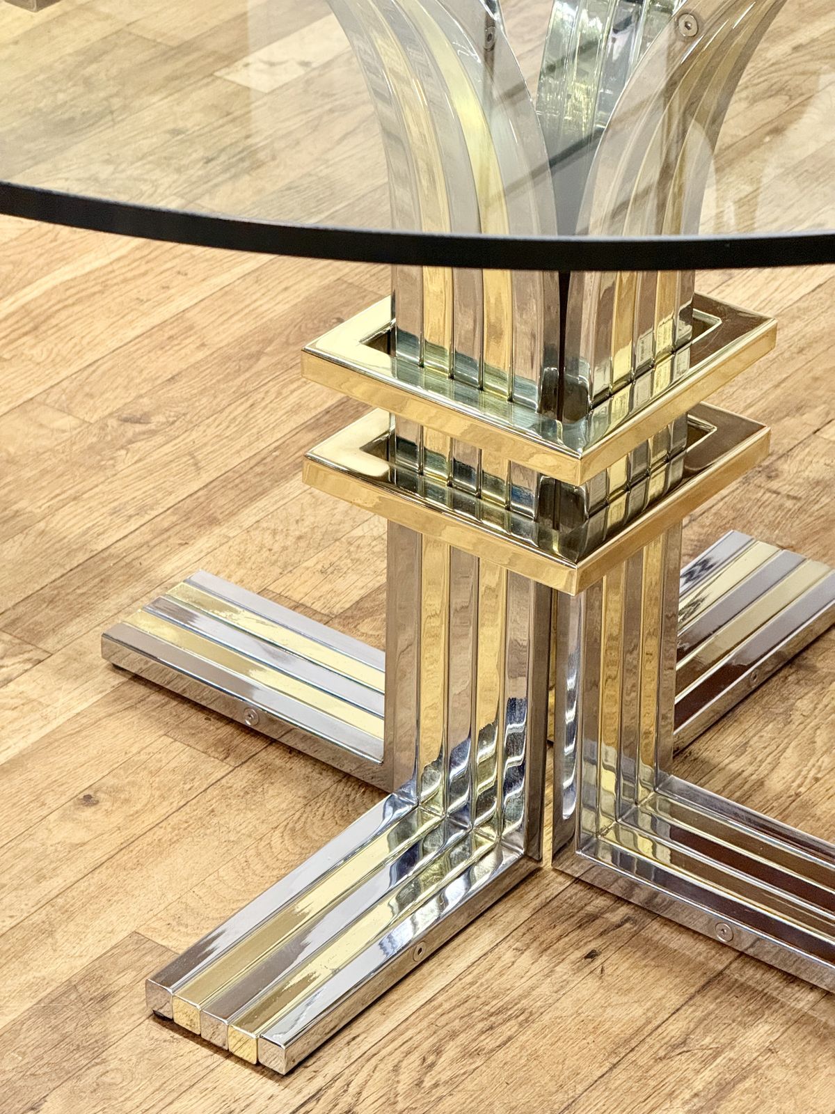 photo vintage Italian Hollywood Regency Chrome & Gilt Glass Centre Table By Renato Zevi For Banci Firenze