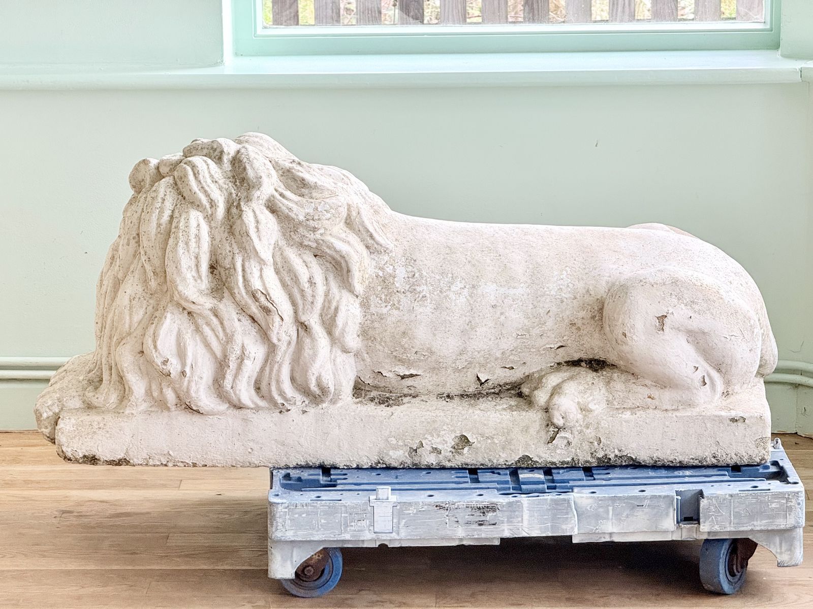 photo vinterior Extra Large Pair Painted Cast Stone Lions After Antonio Canova (1757 1822)
