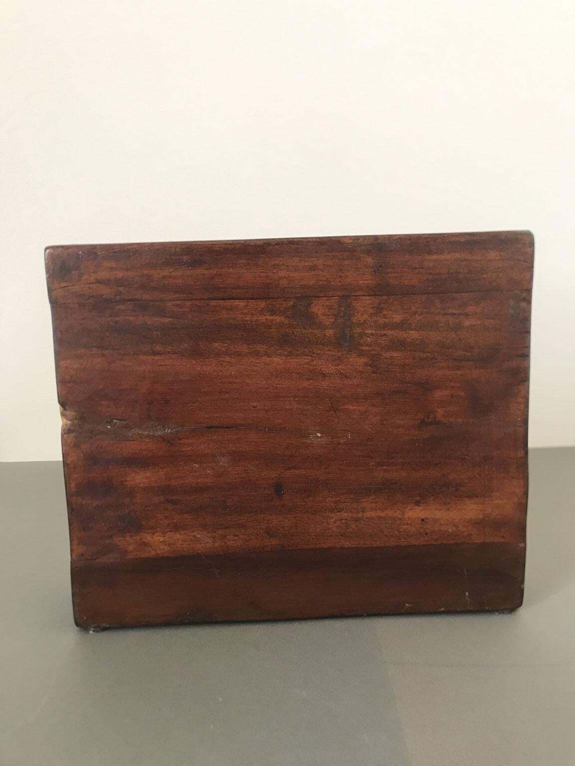 photo furniture China Mid 18th Century Wood Hand Carved Architectural Sculpture
