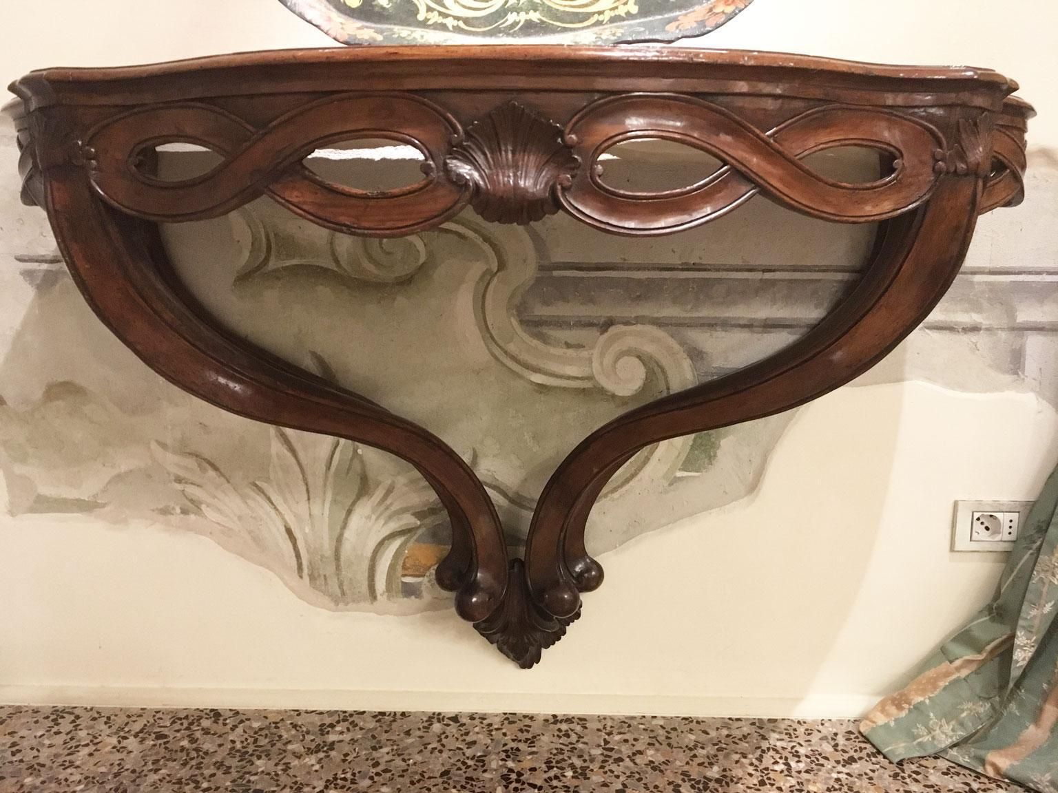 photo vintage 1750 Venezia Italy Walnut Solid Carved Hanging Console With Figure Eight Motifs