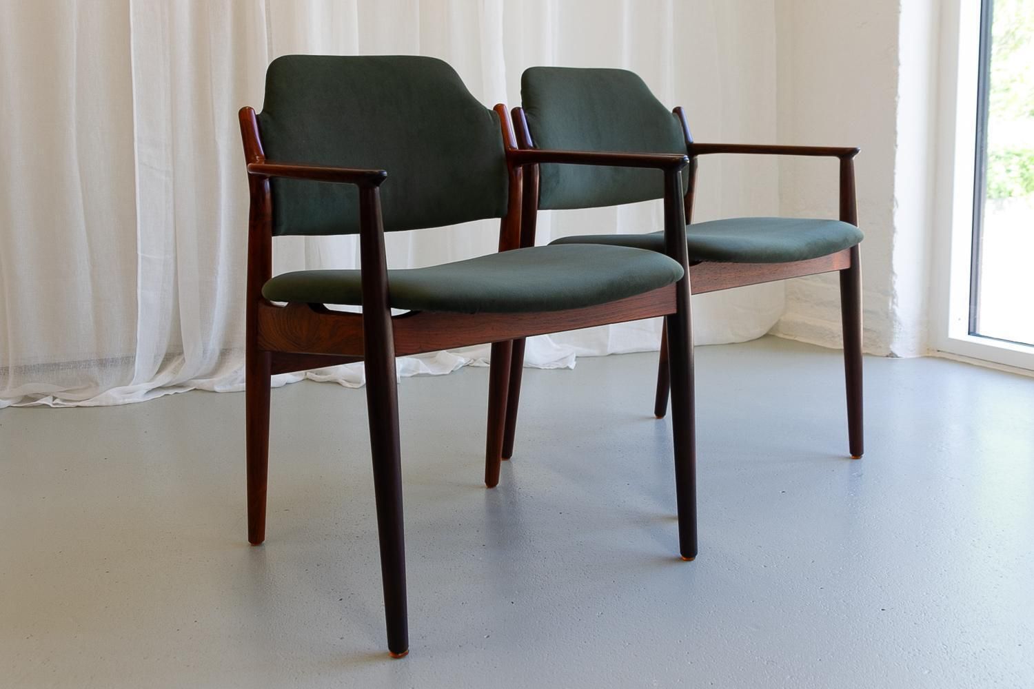 photo vintage Danish Modern Rosewood Armchairs Model 62a By Arne Vodder, 1960s. Set Of 2.