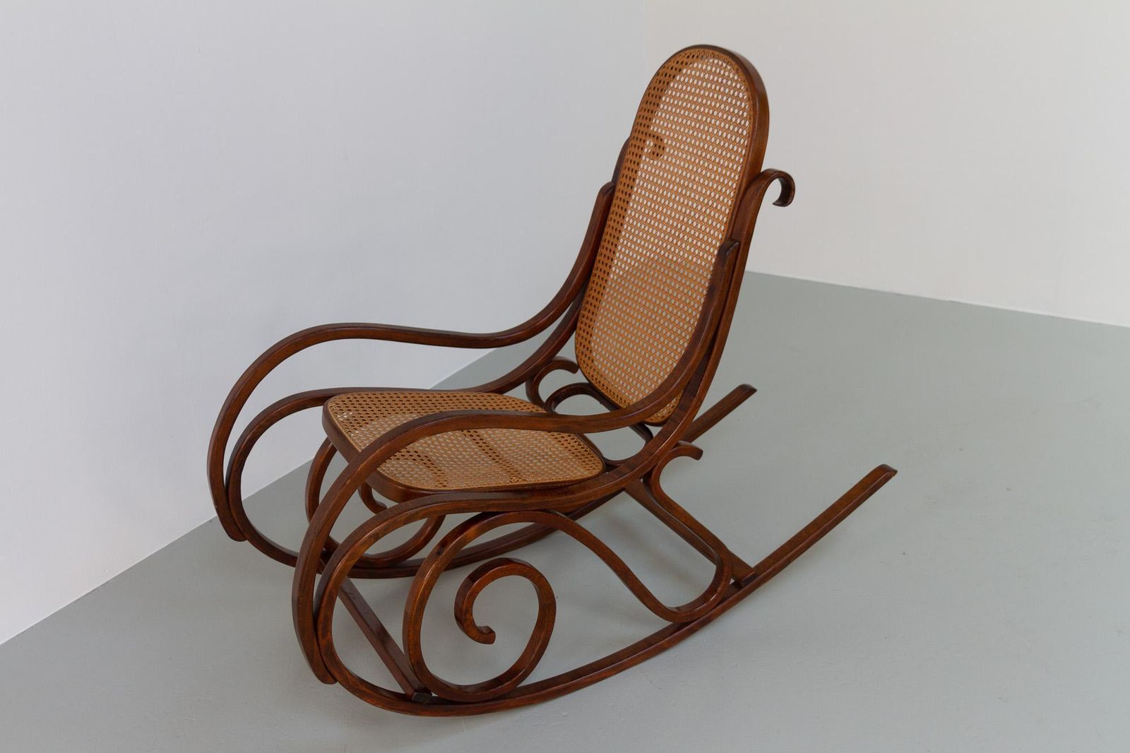 Vintage Brown Bentwood Rocking Chair, 1950s photo vintage