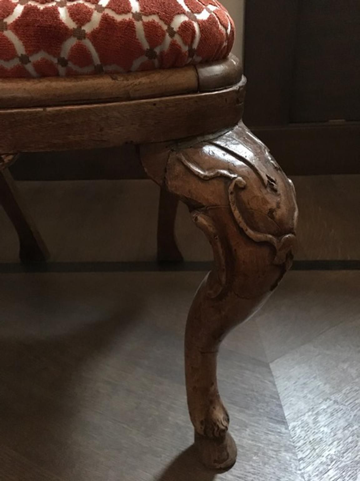 Italy Mid 18th Century Wooden Pair Of Dining Chairs Hand Carved photo buy