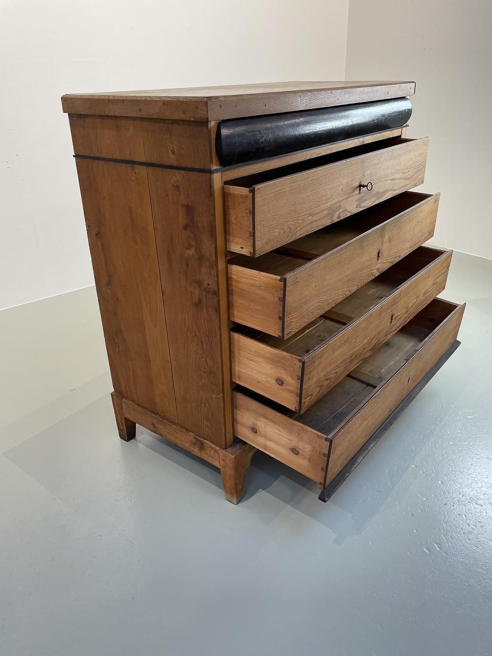 Antique Danish Oak Chest Of Drawers, Ca. 1800. photo vinterior