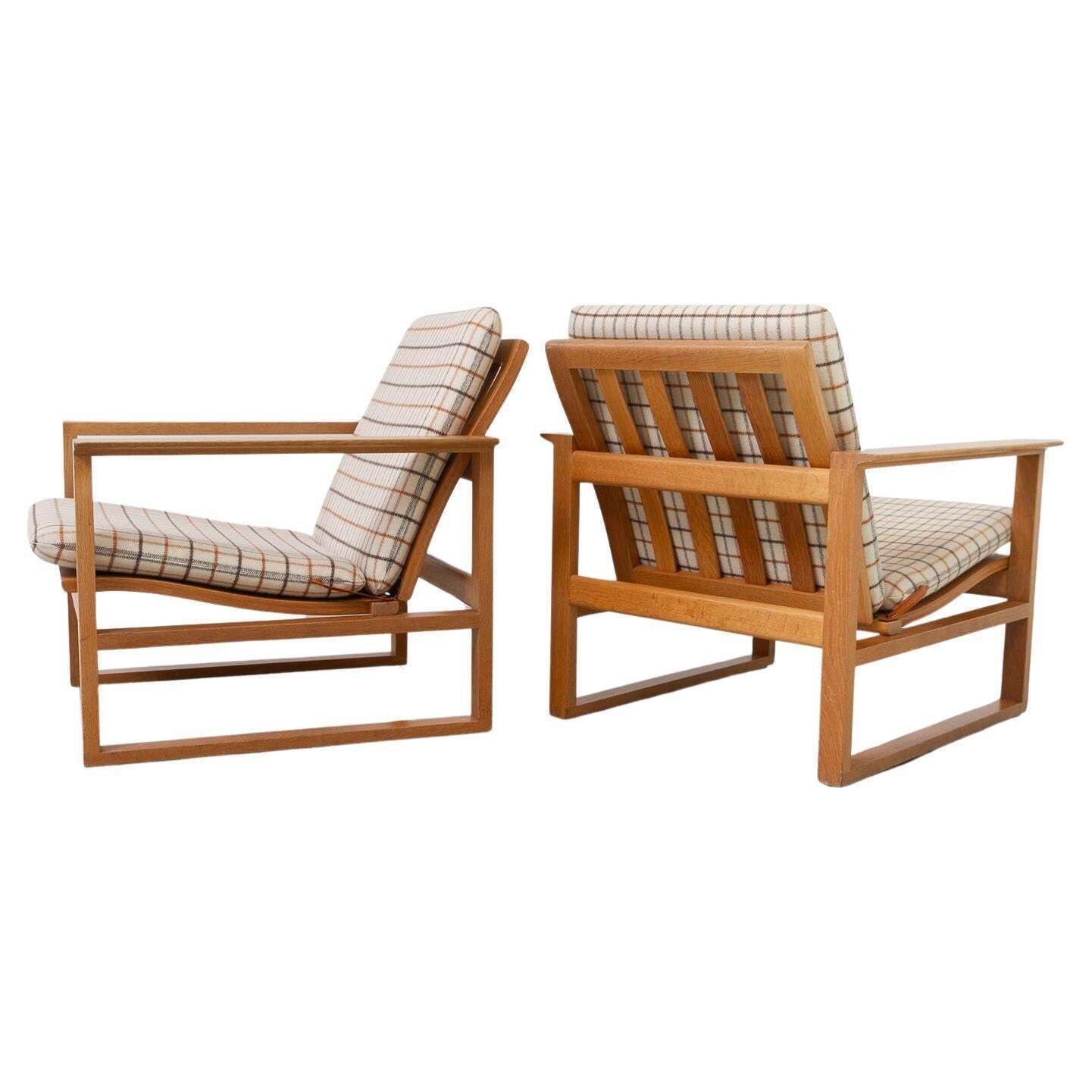 Børge Mogensen Model 2256 Lounge Chairs, 1960s. Set Of 2.