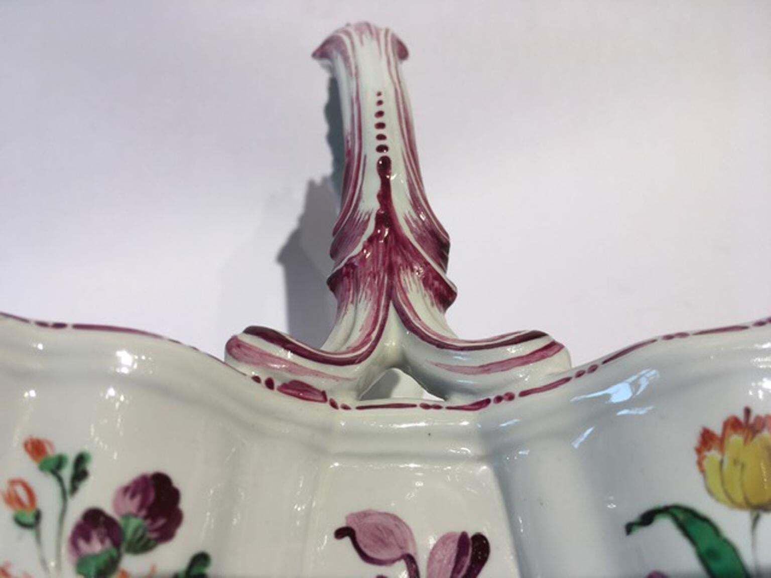 Home Decor Italy 18th Century Richard Ginori Porcelain Cruet With Floral Drawings photo