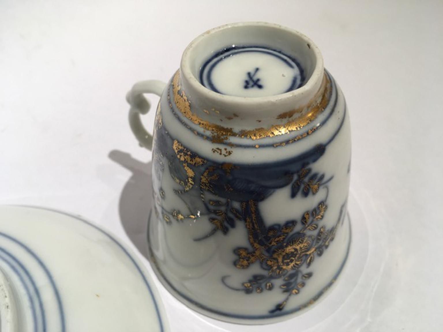 photo vinterior Meissen Mid 18th Century Porcelain Cup With Dish White Blue And Gold