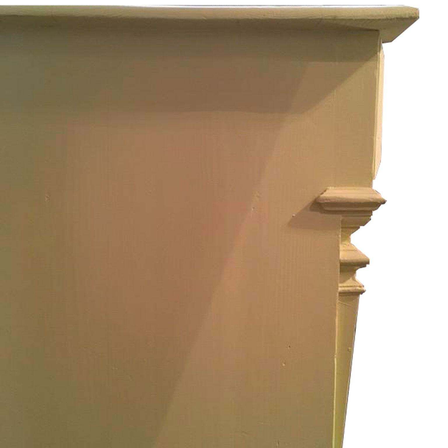 photo vintage Italy Mid 19th Century Yellow Wood Buffet With Yellow Glass Shelves