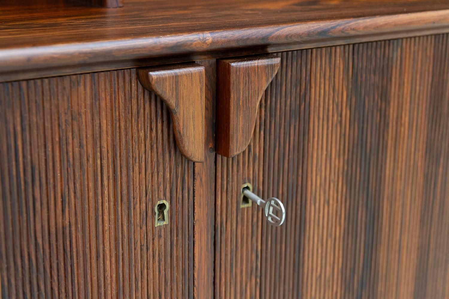 Danish Modern Rosewood Bookcase By Frode Holm For Illums, 1950s. photo vinterior