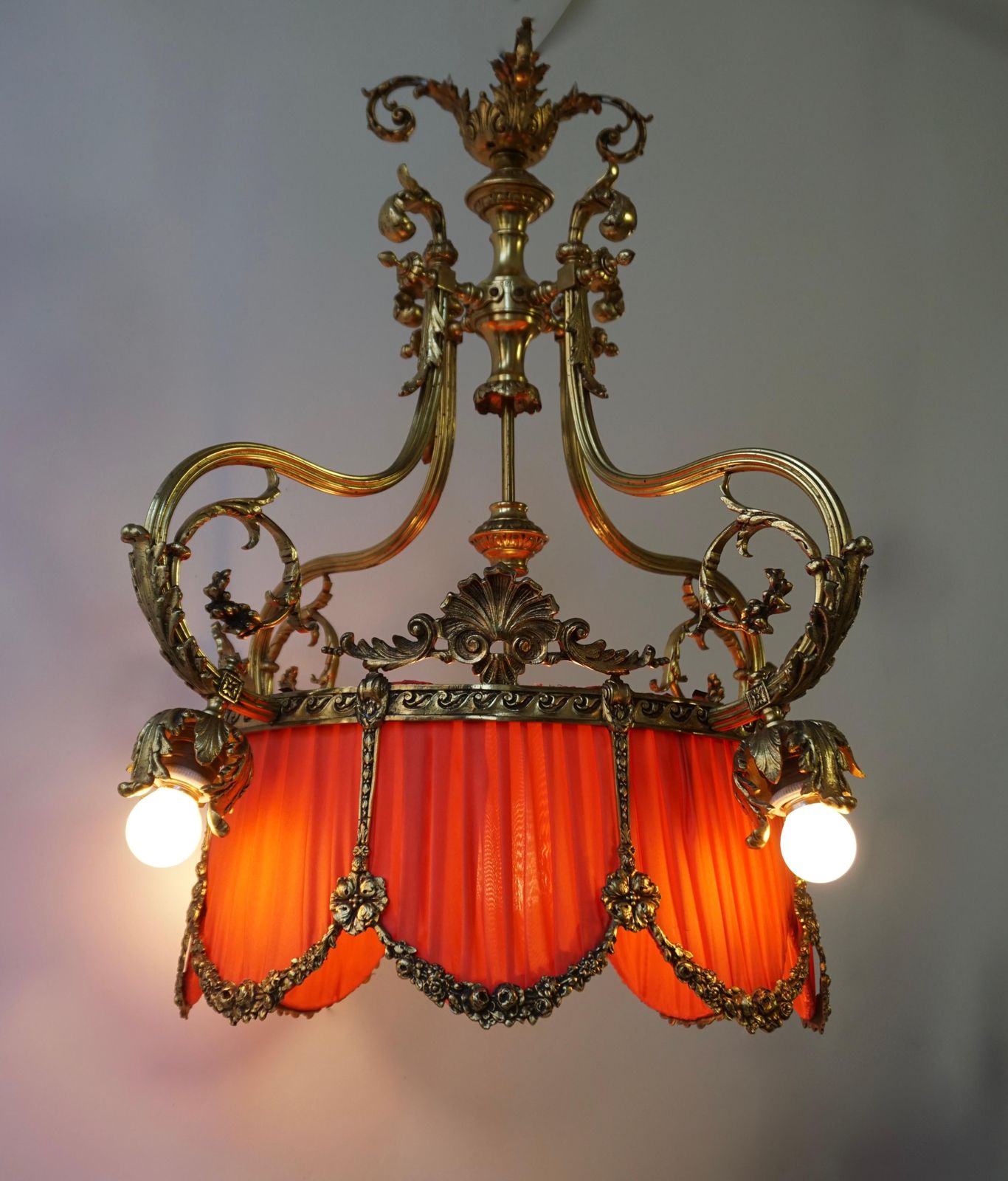 Beautiful Palatial Bronze Chandelier In The Shape Of A Crown photo 2380.0