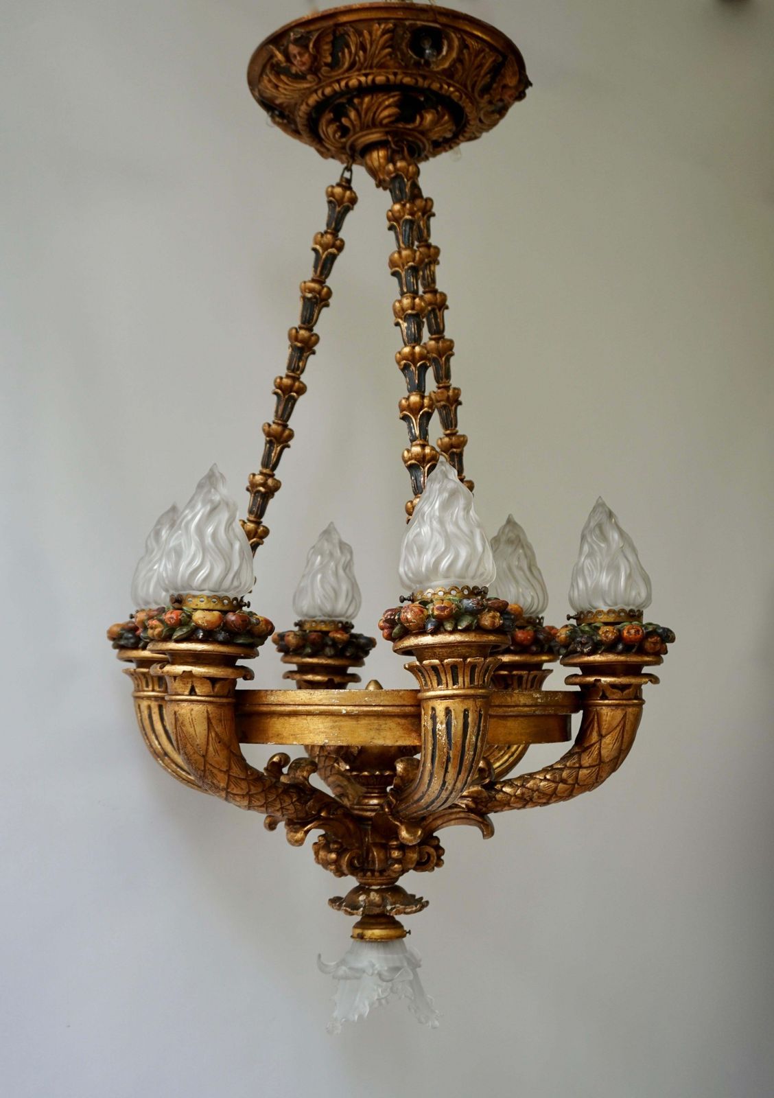 Wonderful Italian Giltwood Cherubs Putti And Painted Fruit Torch Chandelier photo for sale