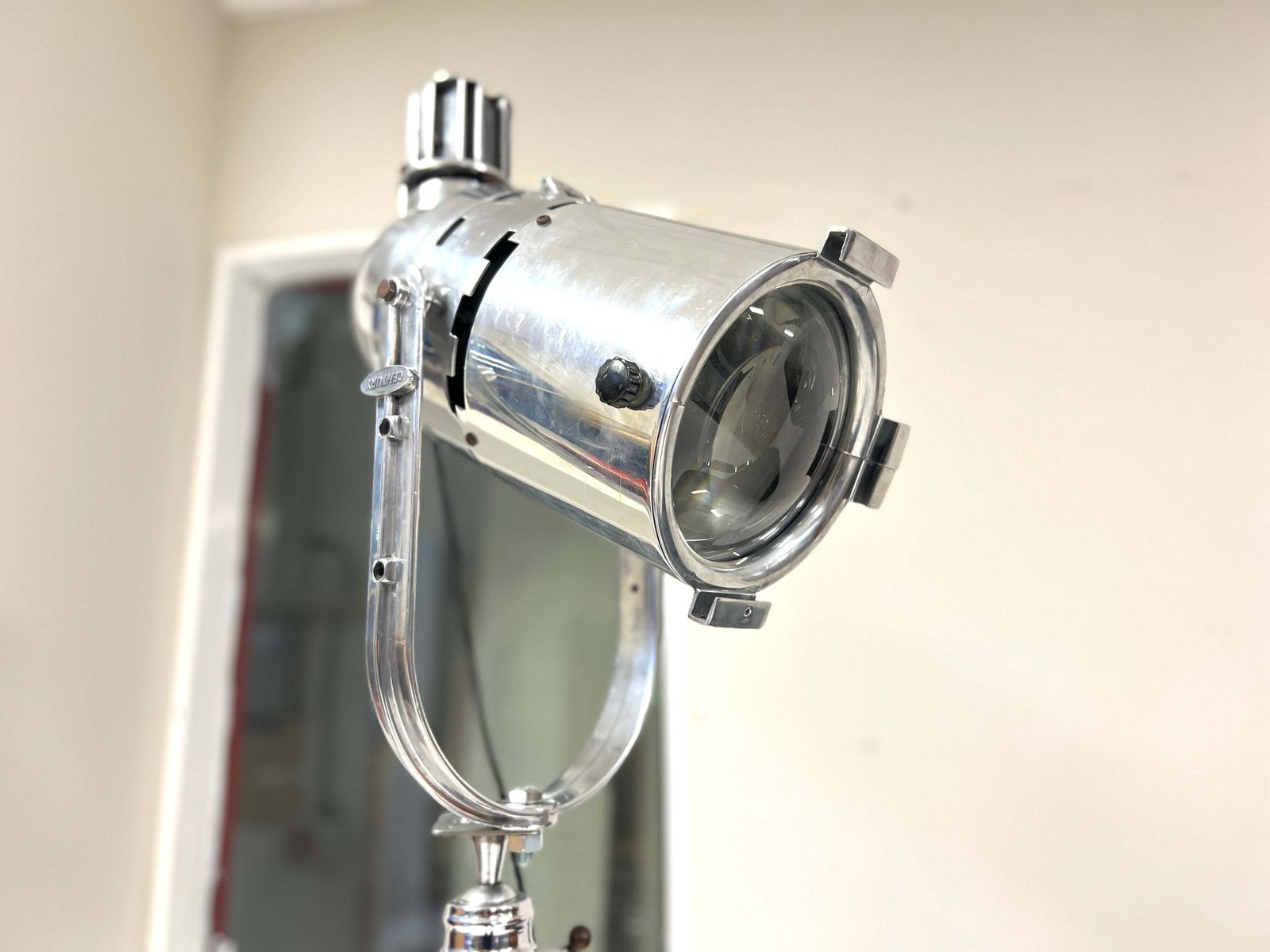Century, Vintage Theatre Spotlight Lamp photo vinterior
