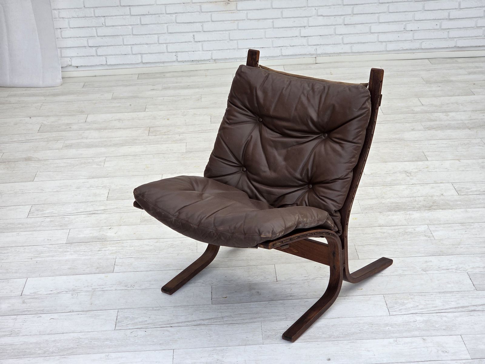 photo buy 1970s, Norwegian Design By Ingmar Relling, Model "Siesta" For Westnofa, Original Condition.