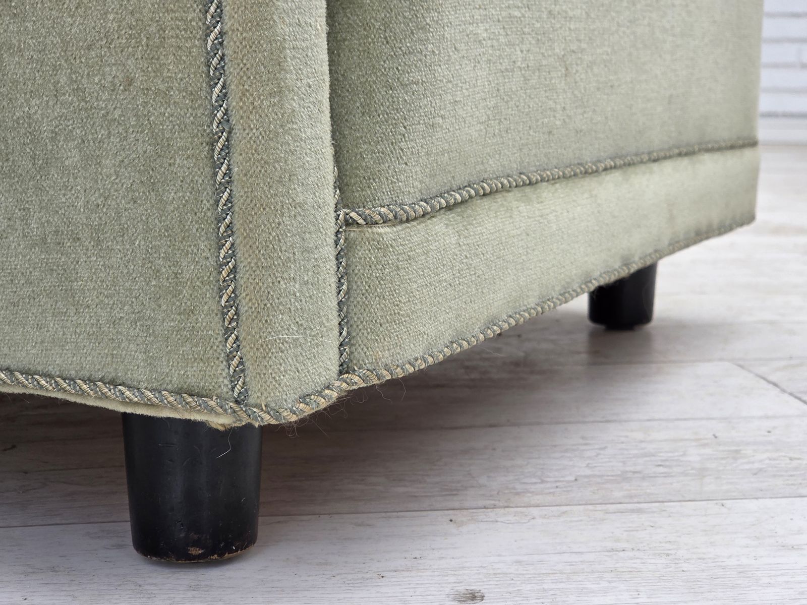 Ca. Jaren 1970, Deense Relaxfauteuil, Lichtgroen Meubelvelours, Goede Staat. photo for sale