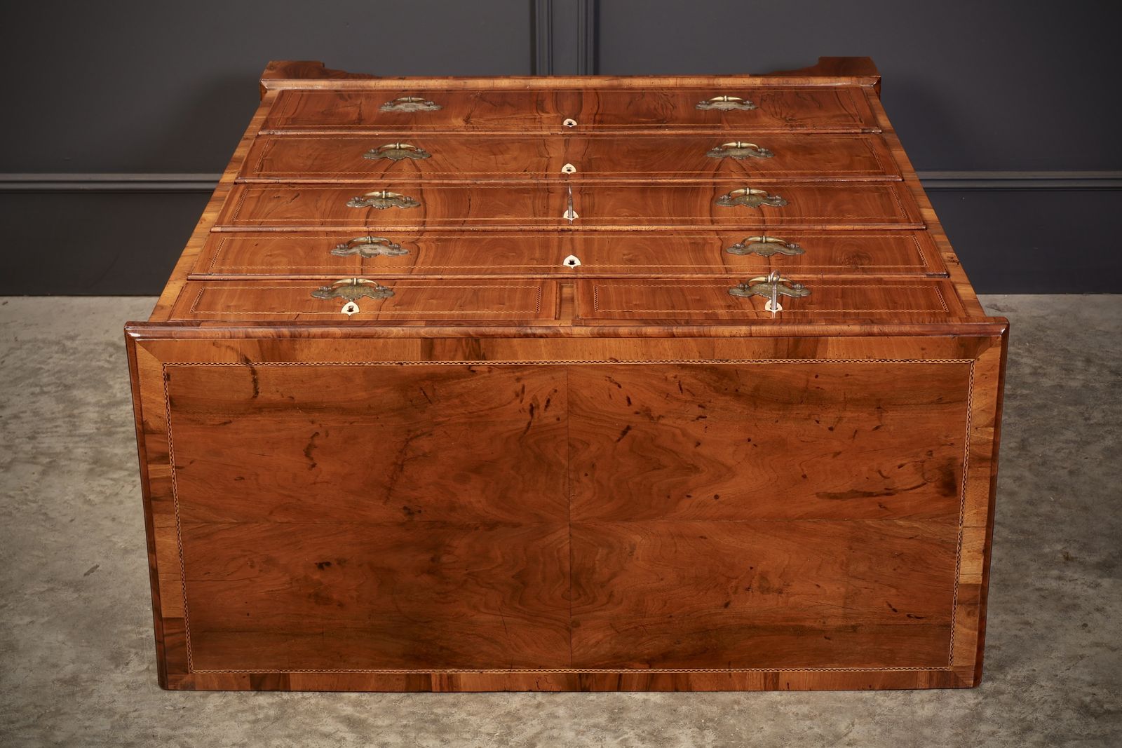 George III Walnut Chest Of Drawers photo vintage