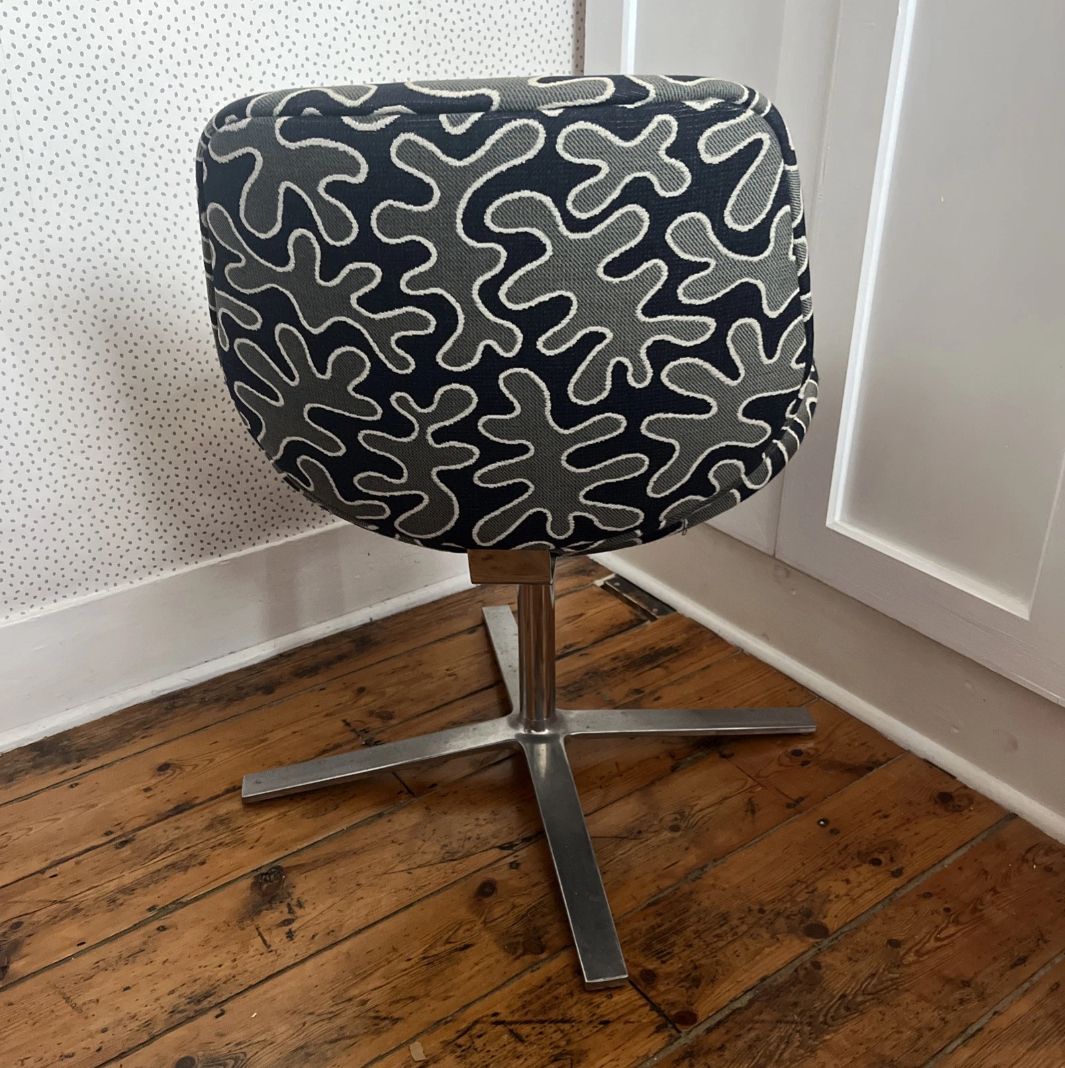 Orangebox Track01 Swivel Chair photo furniture