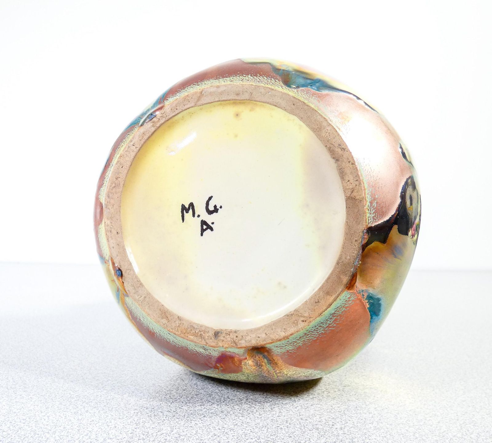 photo for sale Cermica Vase Signed M.G.A. Decorated With Lustre. Albisola Italy, First 1900