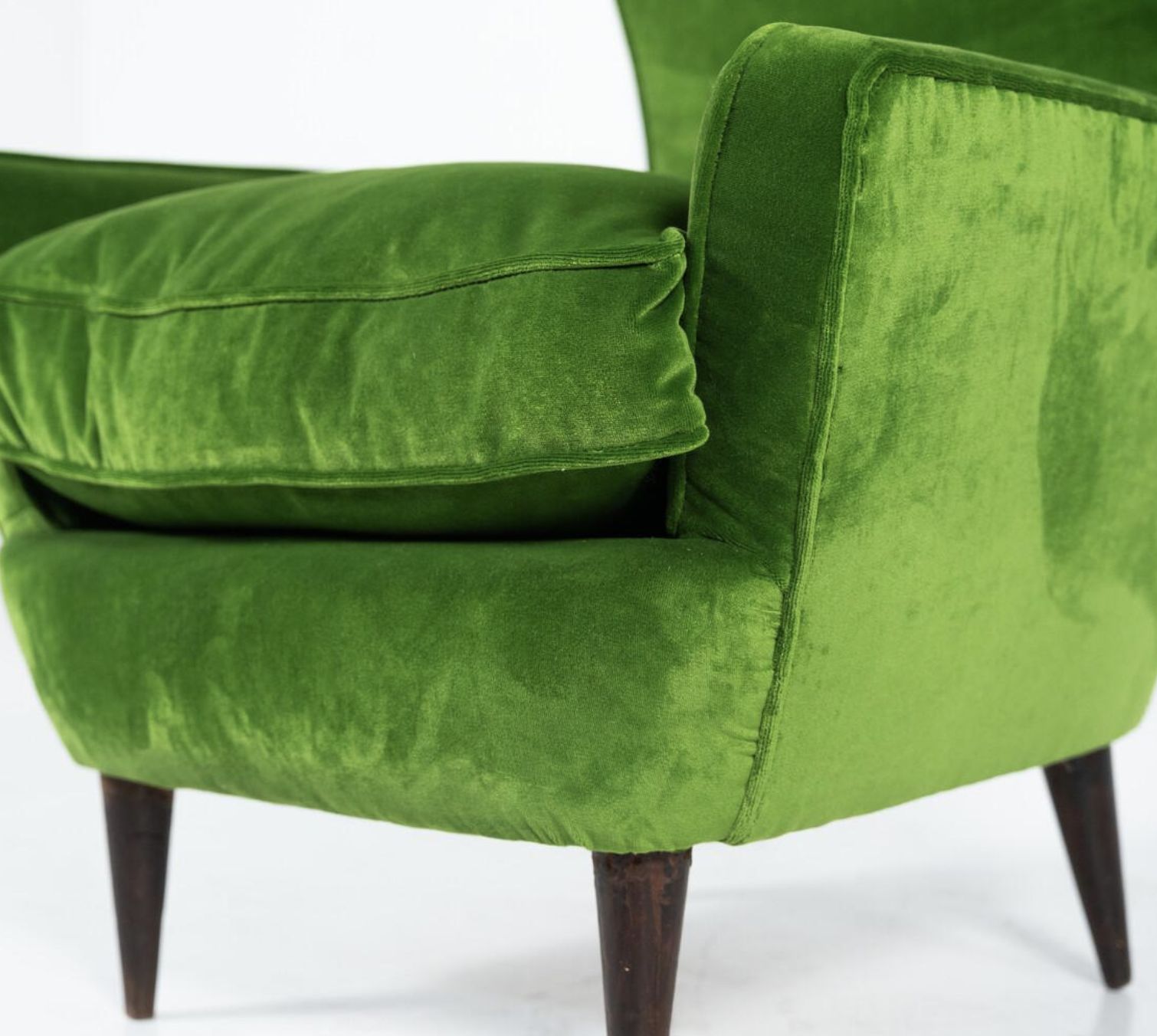 Modern Pair Of Armchairs By Emilia Sala And Giorgio Madini – New Upholstery photo vintage