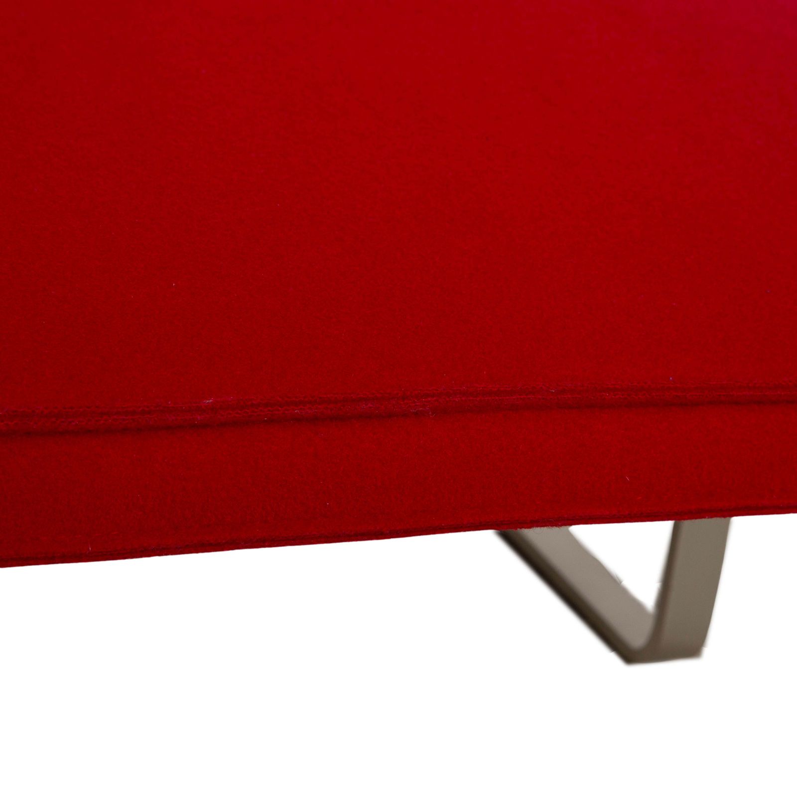 B&B Italia Landscape Fabric Lounger Red photo for sale