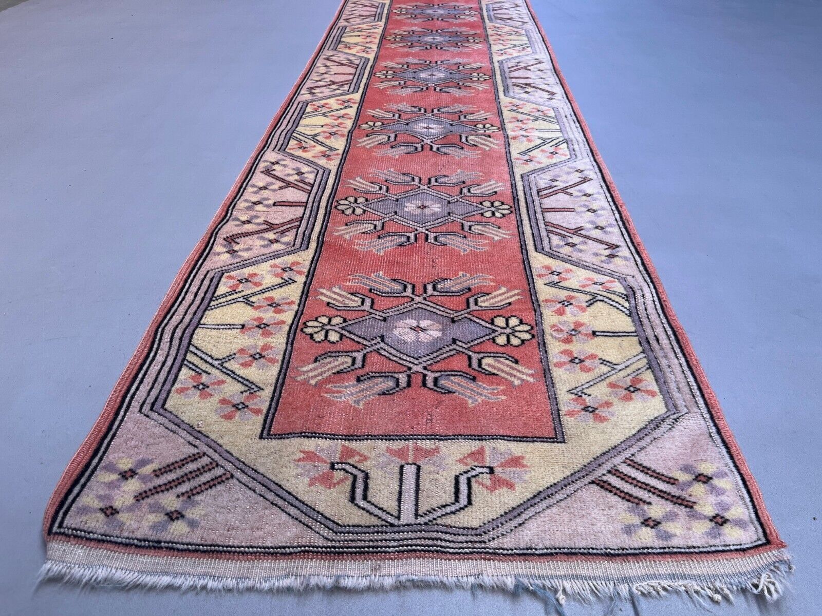 Vintage Turkish Runner 475x81 Cm Milas Rug, Terracotta Red, Green, Beige photo vinterior