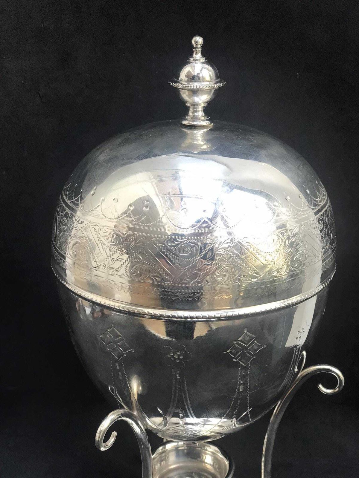 Eihouder / Egg Coddler – Victoriaans Verzilverd Eierkruik Ontbijtset Uit De 19e Eeuw – 4 Eierdopjes Met Standaard – Familiecadeau – Engeland – Chic Cottage photo vintage