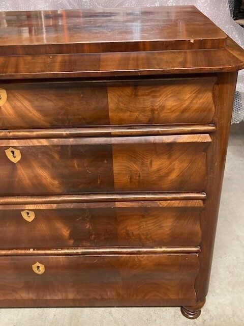 Polished Mahogany Chest Of Drawers photo for sale