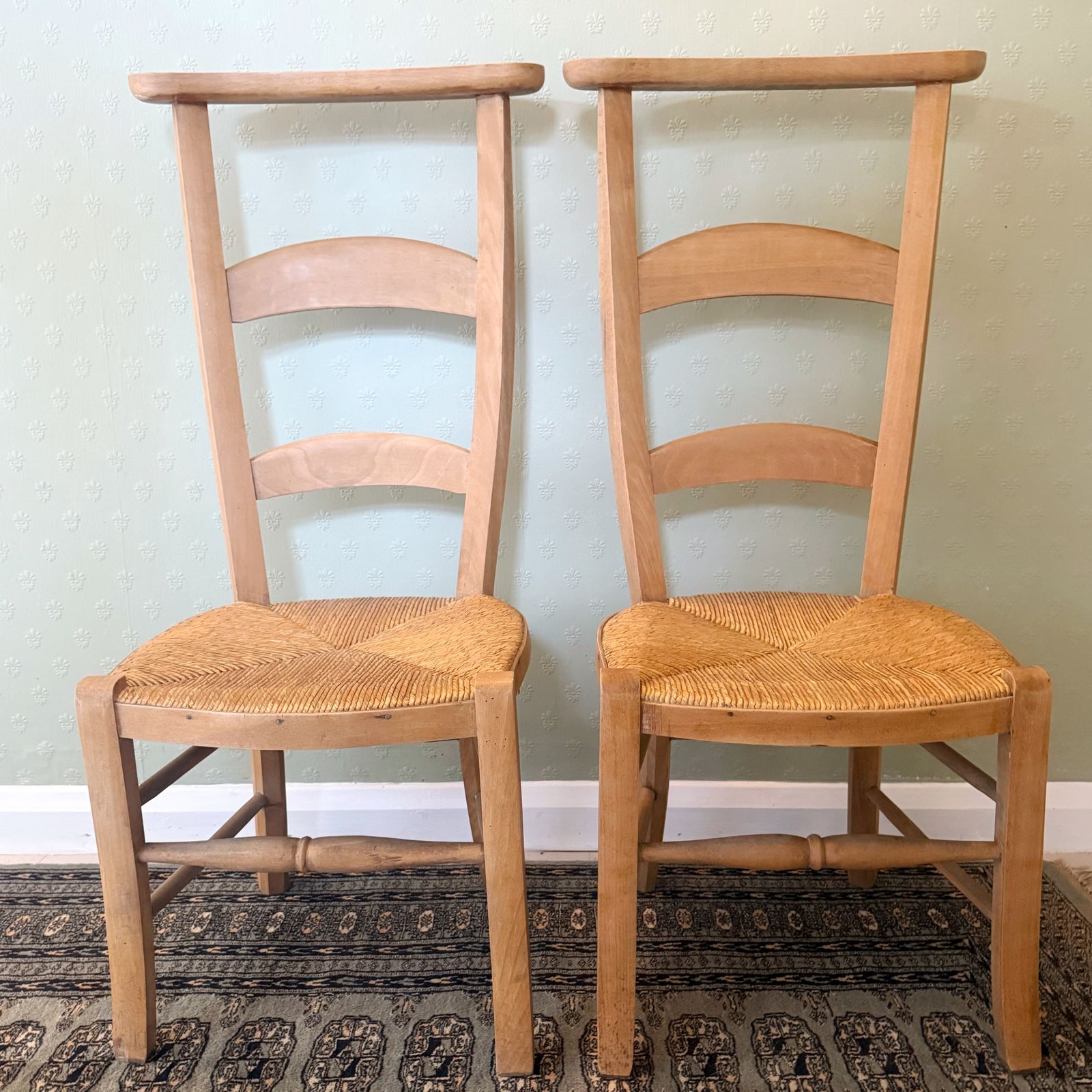 Rare Find   Pair Of French Antique Prie Dieu Prayer Chairs With Straw Rush Seats photo Furniture