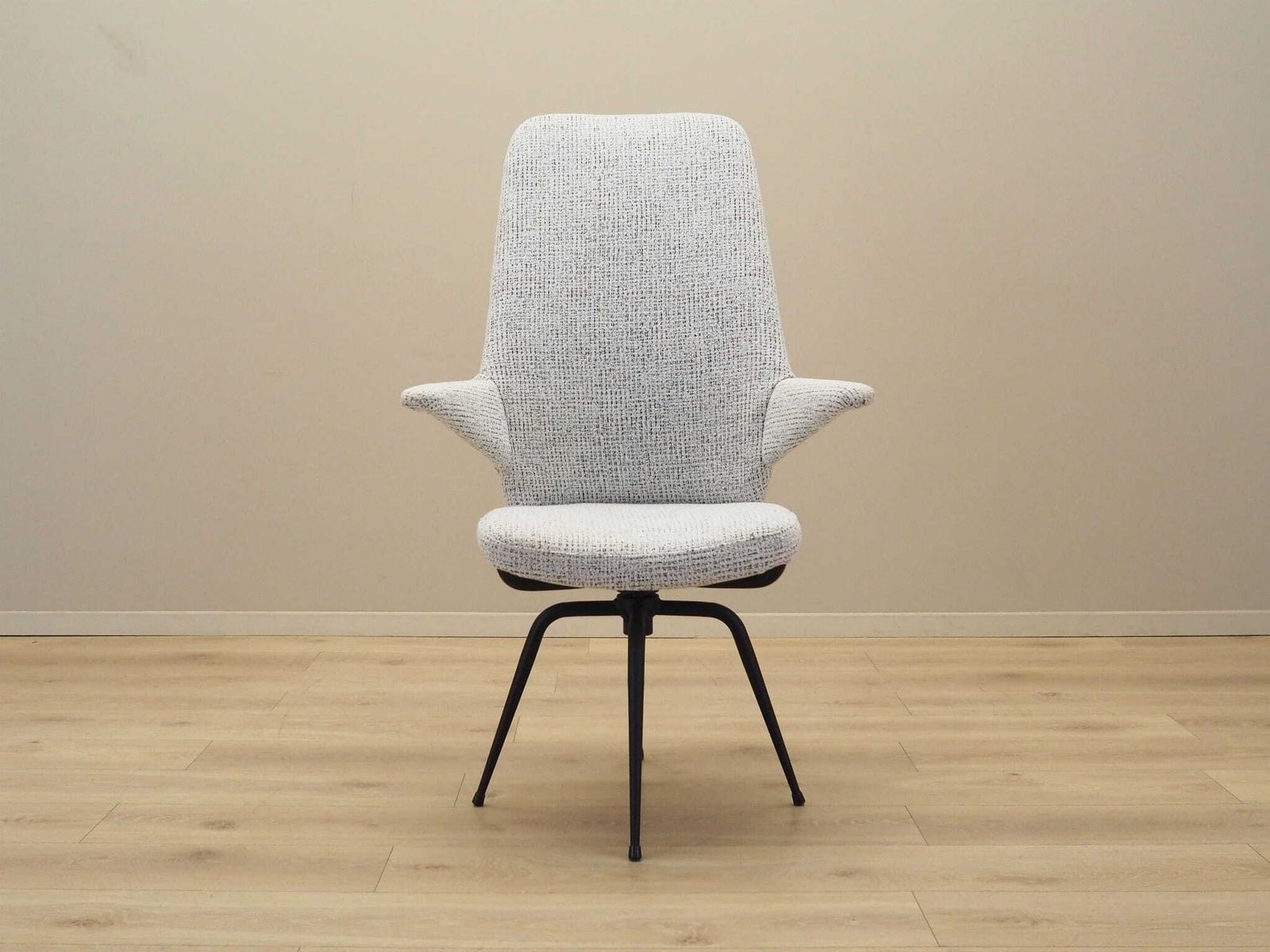 Swivel Armchair, Italian Design, 1970s, Production: Italy photo furniture
