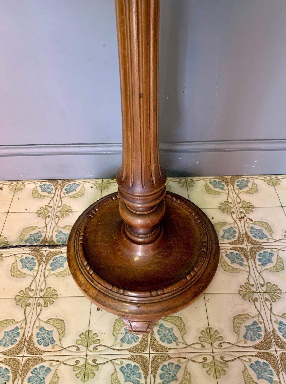 Antique Wooden Turned Floor / Standard Lamp photo furniture