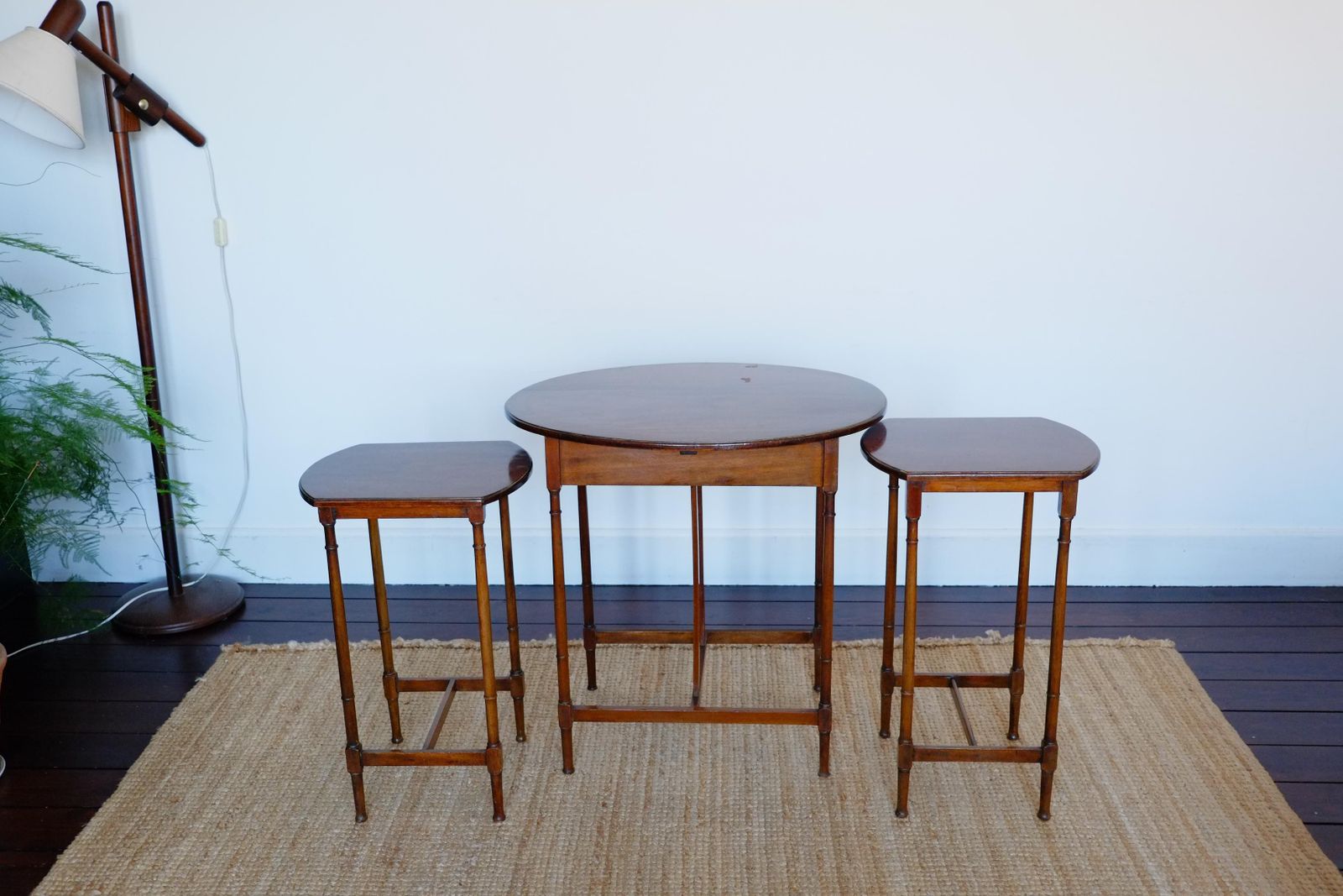 A Tall Set Of 3 Antique Mahogany Oval Nesting Tables. England C.1900 photo vintage