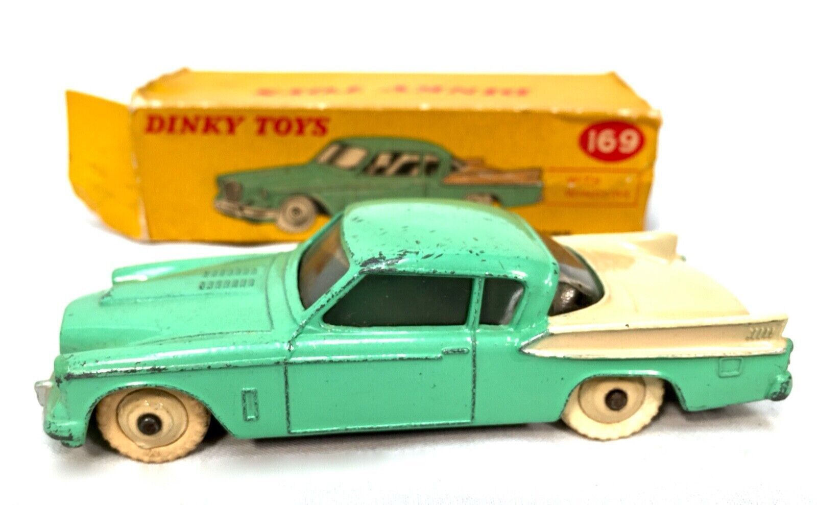 Vintage Dinky Toys 169 Studebaker Golden Hawk In Green & Cream
