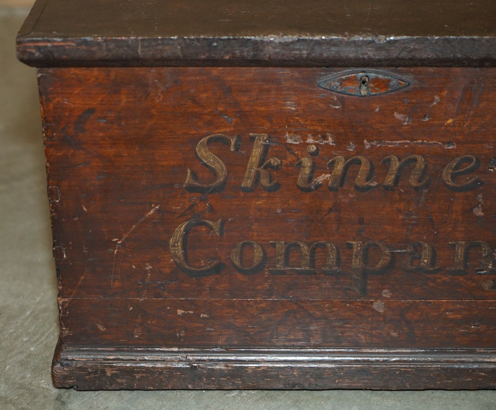 Antique Victorian Worshipful Company Of Skinners Campaign Chest Part Of A Suite photo 950.0